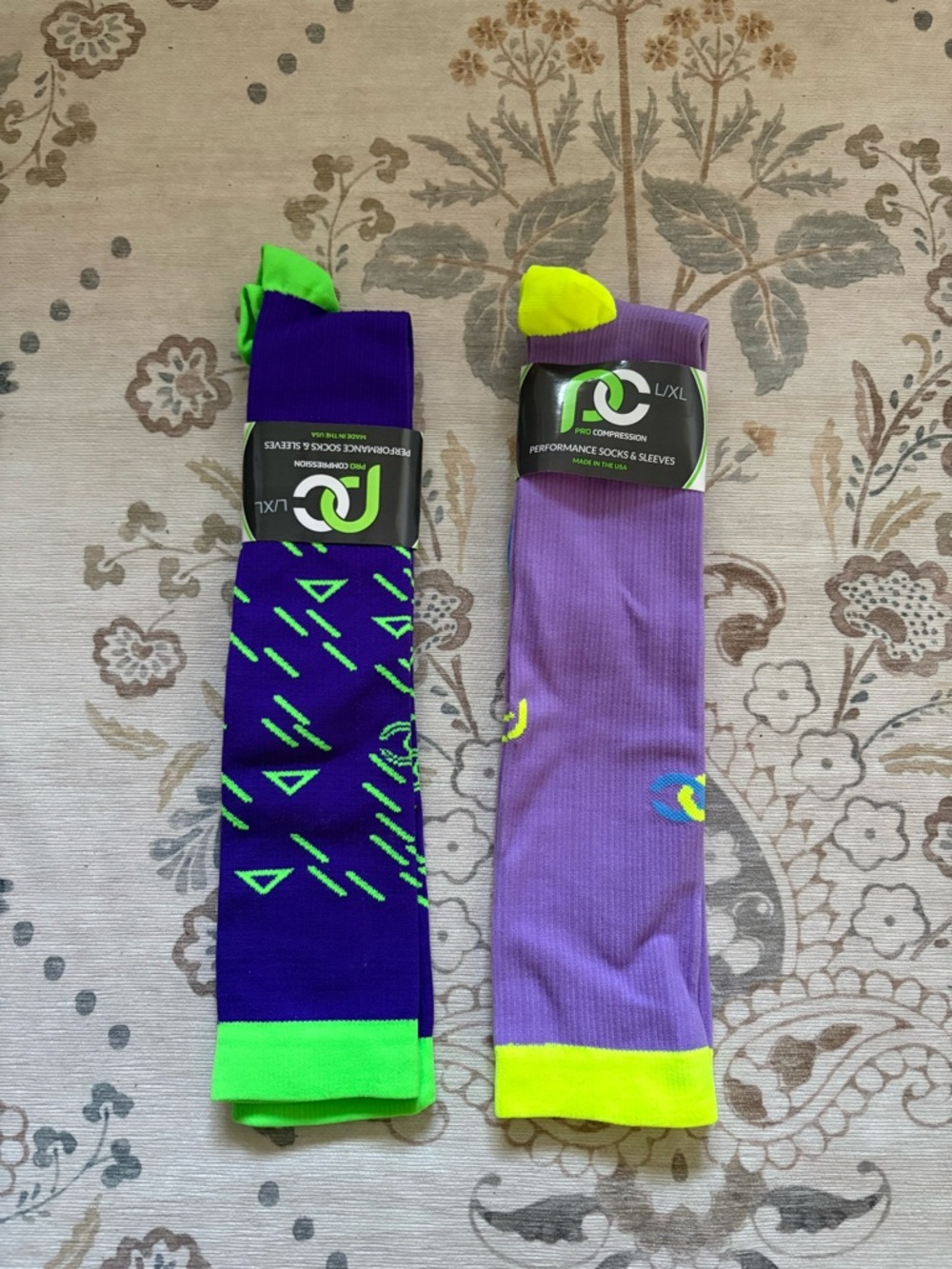 Knee high Compression Socks: Purple/Neon Green & Lavender/Neon Yellow/Blue
